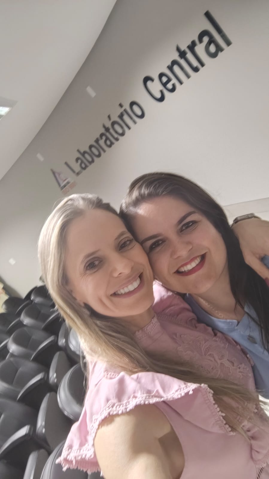 Palestra A infância e a adolescência na era digital, com psicóloga Marcela Linhares. 28/08/2025